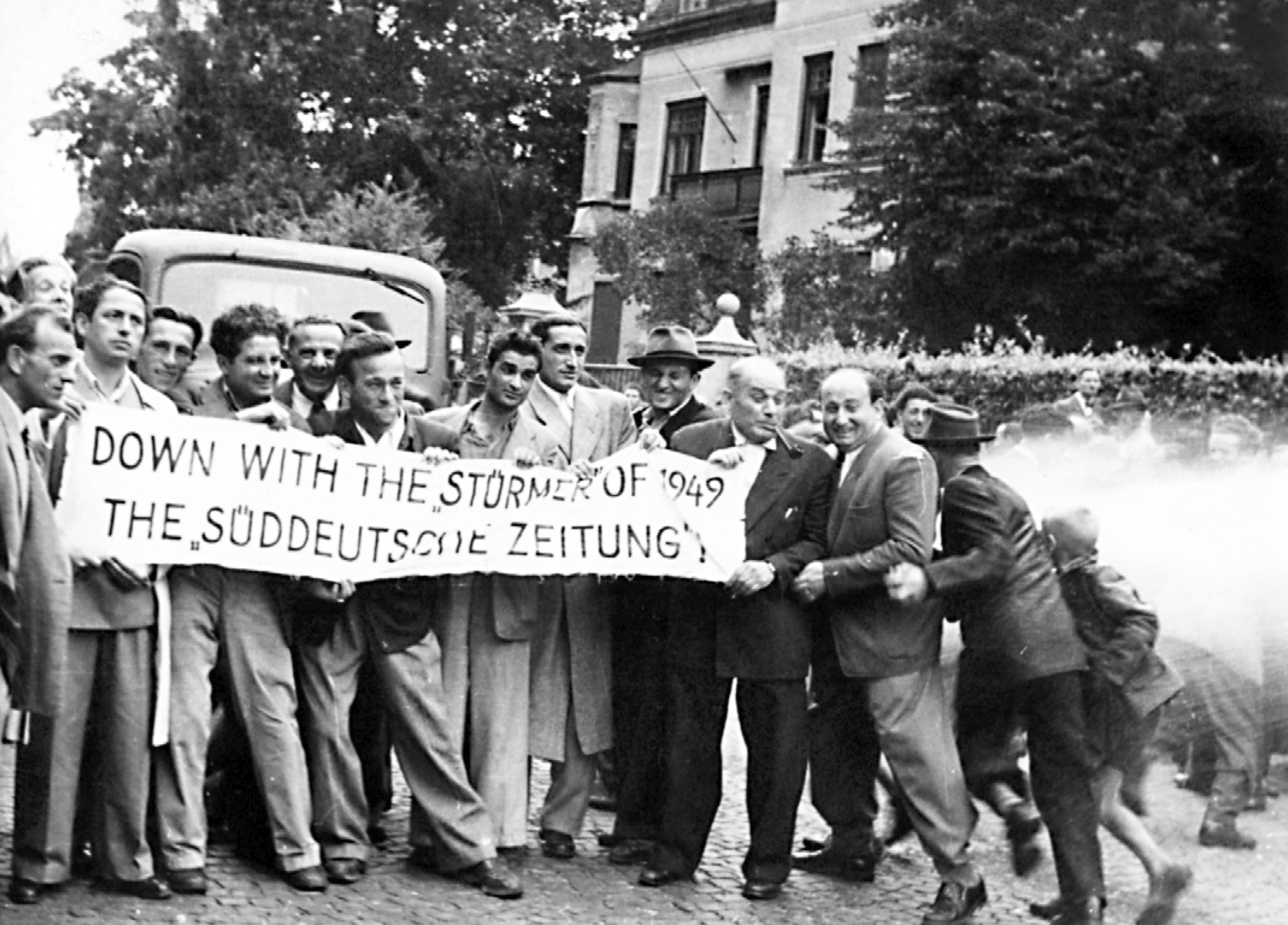 Demonstration in der Möhlstraße