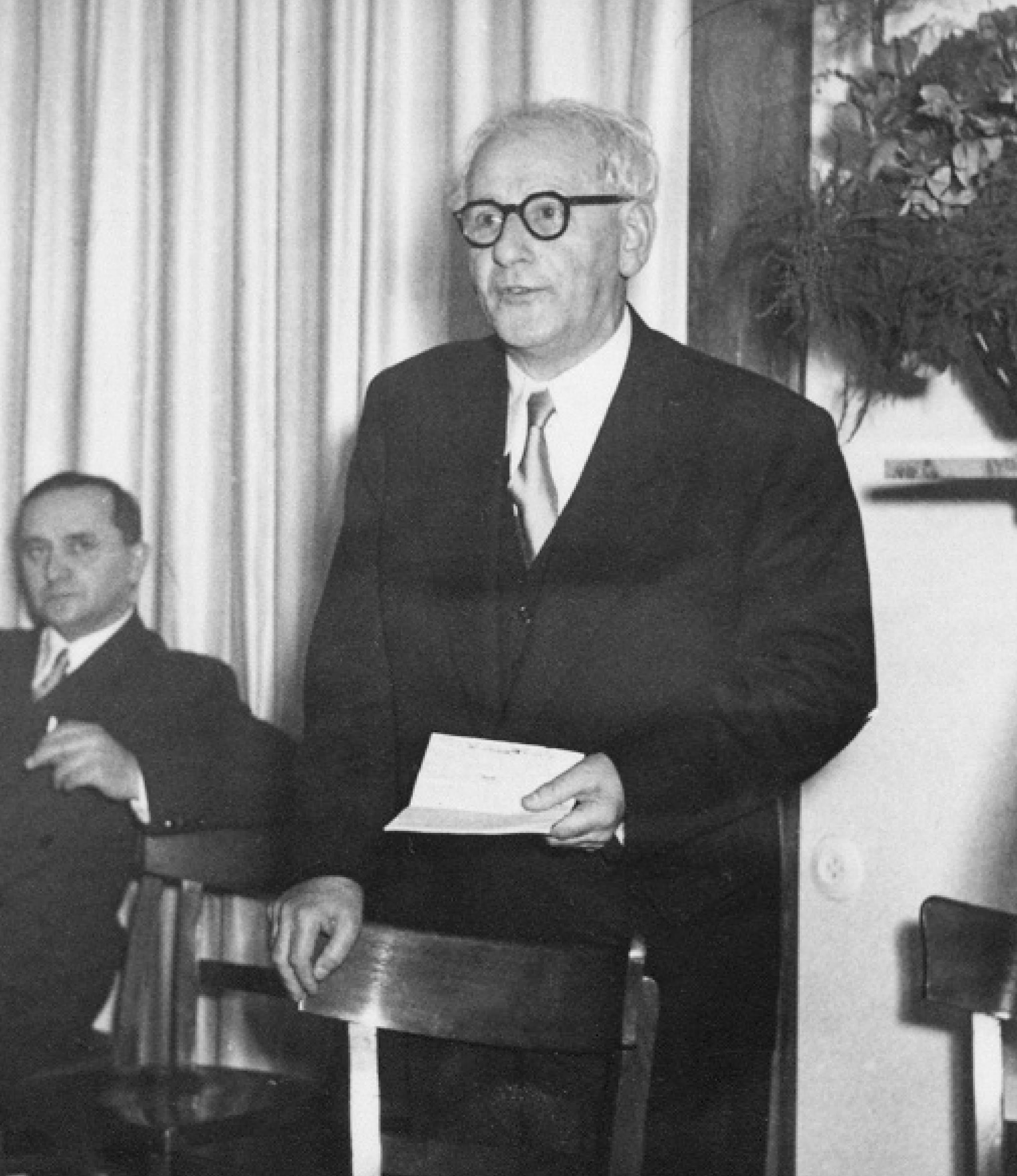 Edouard Lehmann, Vorsitzender der Repräsentanz während der Einweihungsfeier der Synagoge am 14. Januar 1951