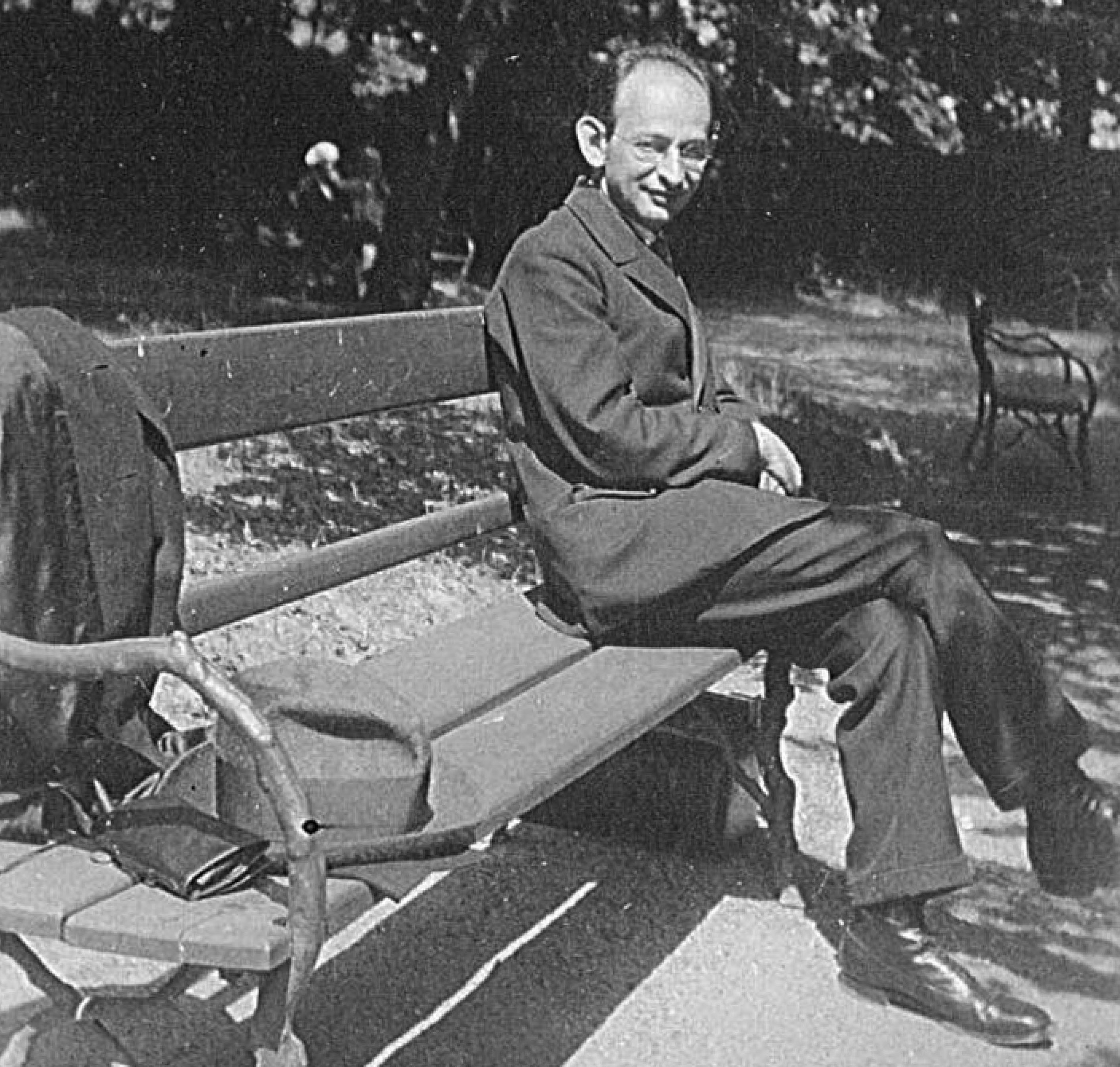 Werner Scholem, 1928 im Kurpark Gernrode